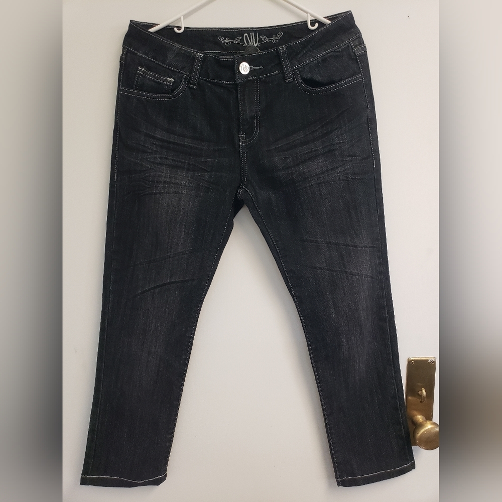 NV distressed jean size 11